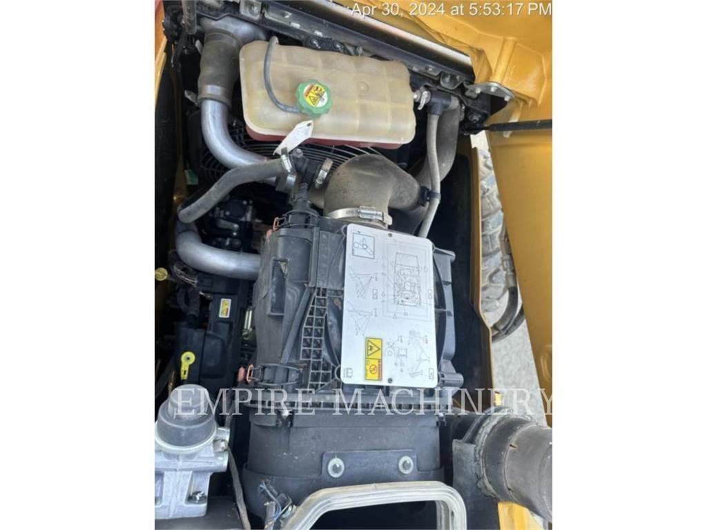 CAT 415F2 4EOP Ekskavatoriniai krautuvai