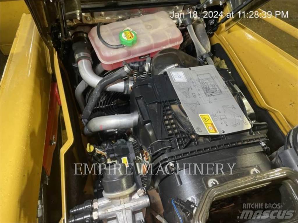 CAT 415F2 IL Naudoti ratiniai krautuvai
