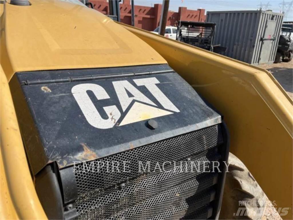 CAT 415F2 IL Naudoti ratiniai krautuvai