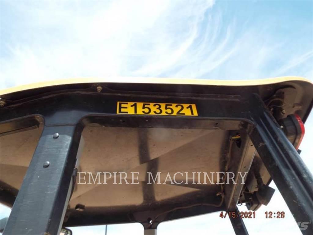 CAT 415F2 IL Naudoti ratiniai krautuvai