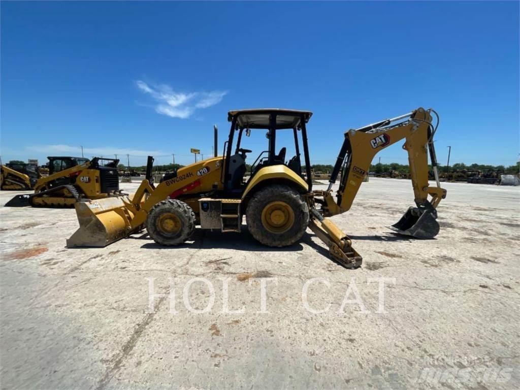 CAT 420 4SX Ekskavatoriniai krautuvai