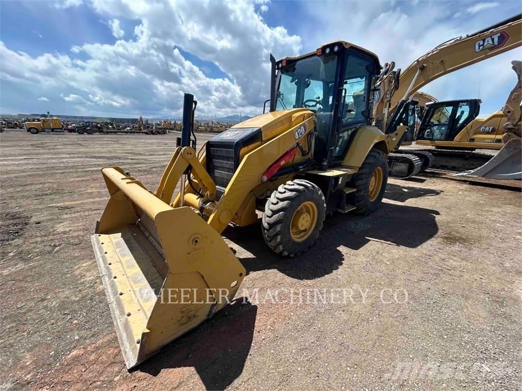 CAT 420 CF Ekskavatoriniai krautuvai