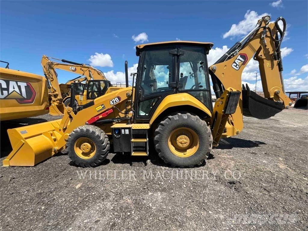 CAT 420 CF Ekskavatoriniai krautuvai