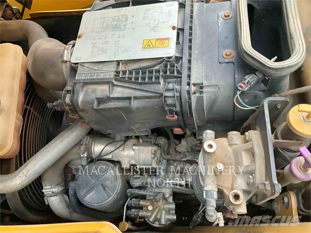 CAT 420F A Ekskavatoriniai krautuvai