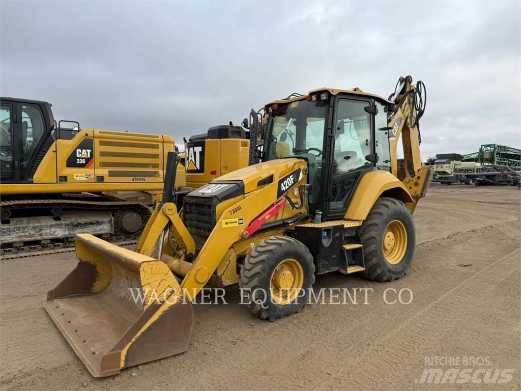CAT 420F2 4WDE Ekskavatoriniai krautuvai