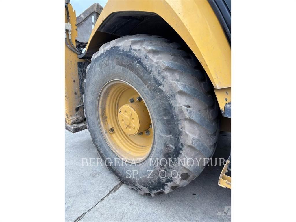 CAT 432 Ekskavatoriniai krautuvai