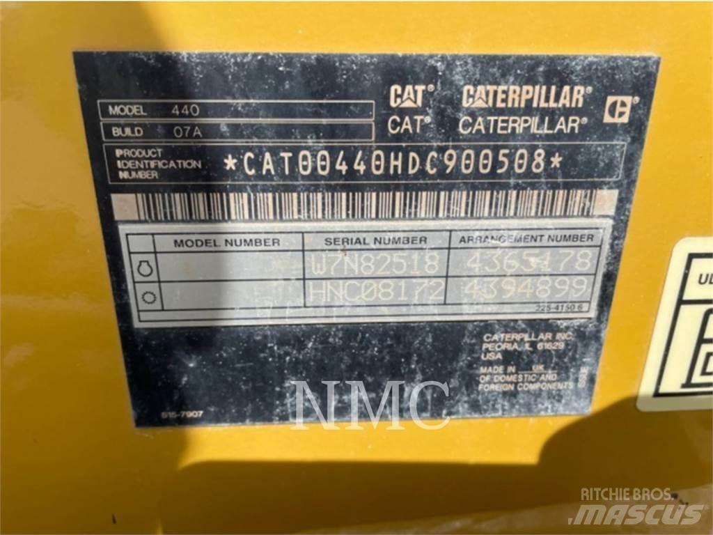 CAT 440 Ekskavatoriniai krautuvai
