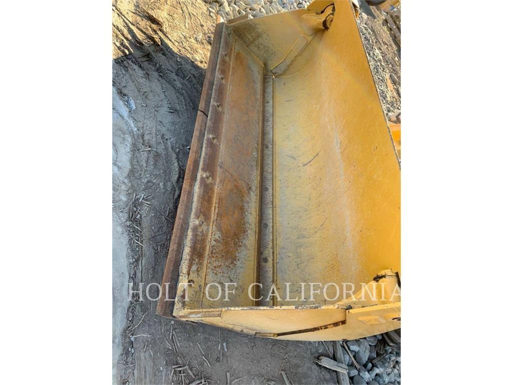 CAT 440 Ekskavatoriniai krautuvai