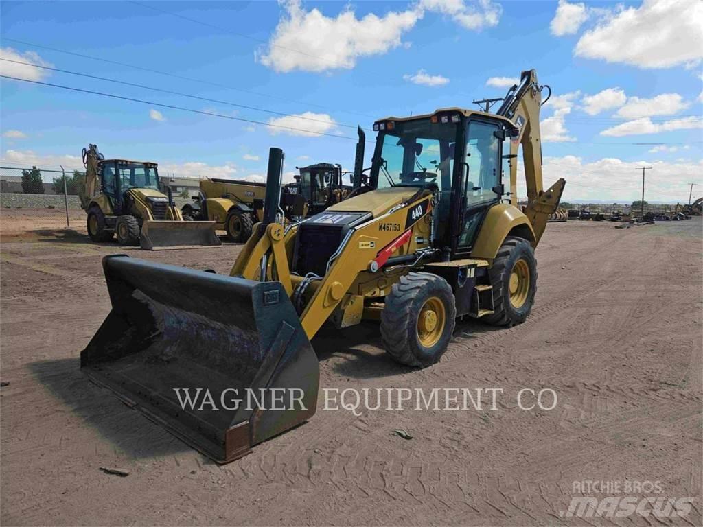 CAT 440 Ekskavatoriniai krautuvai