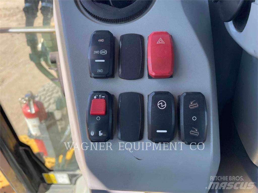 CAT 450 IT Ekskavatoriniai krautuvai