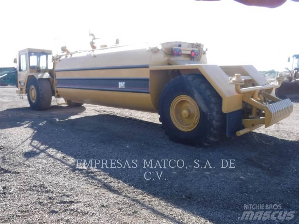 CAT 613C Vandens sunkvežimiai