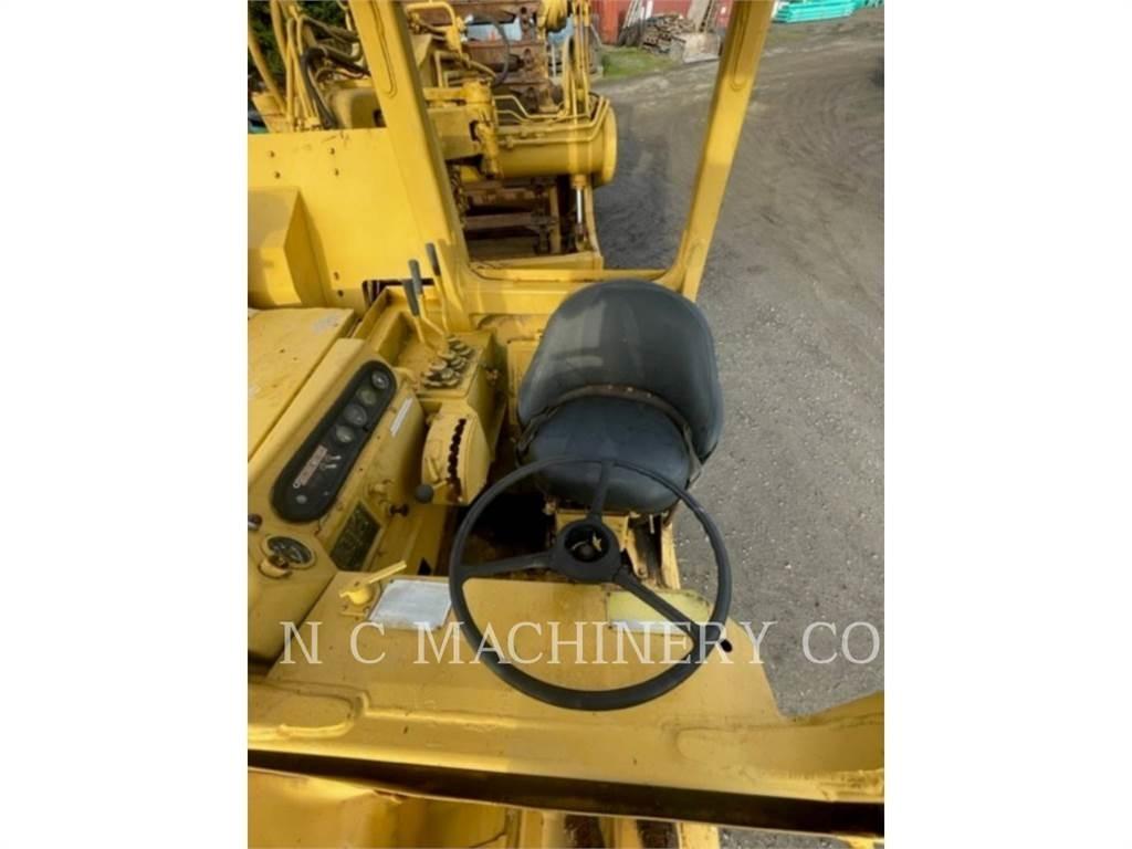 CAT 615 Frezos