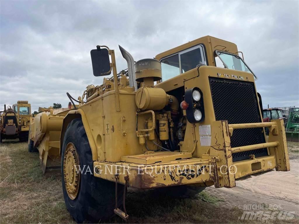 CAT 621B WW Vandens sunkvežimiai