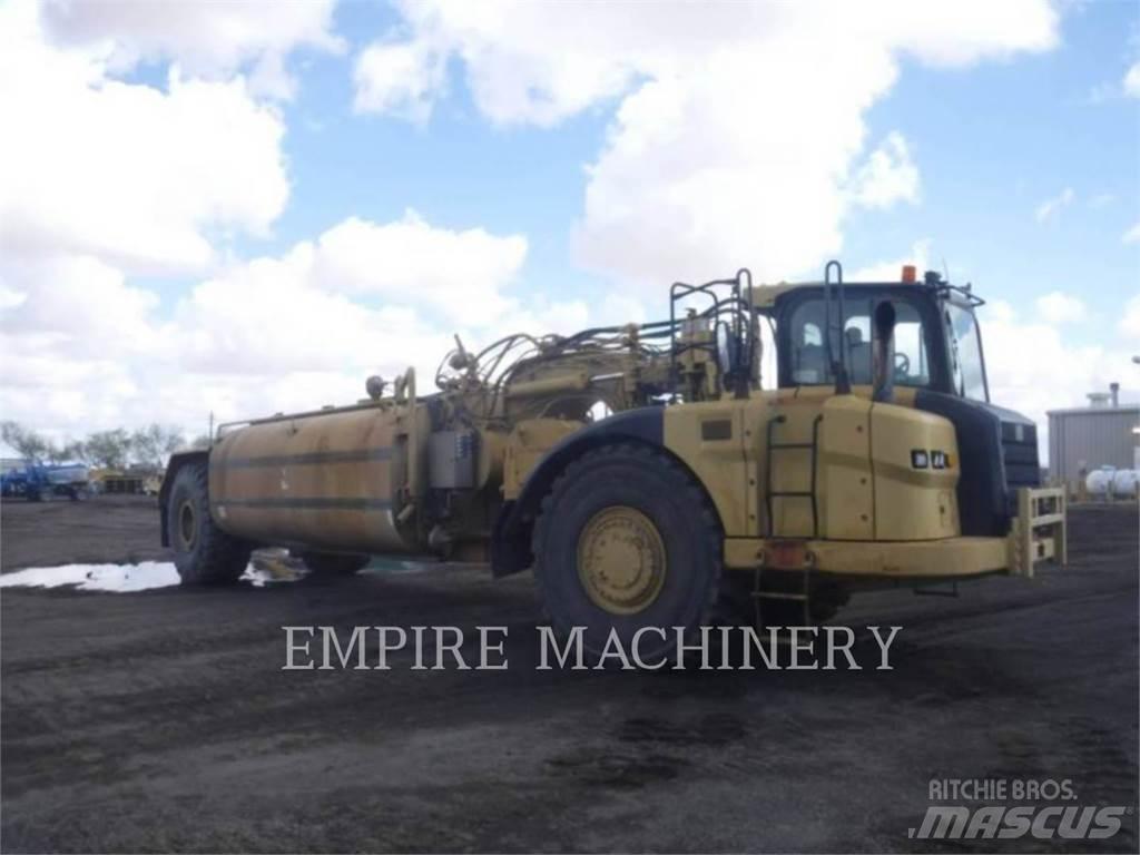 CAT 621H WW Vandens sunkvežimiai