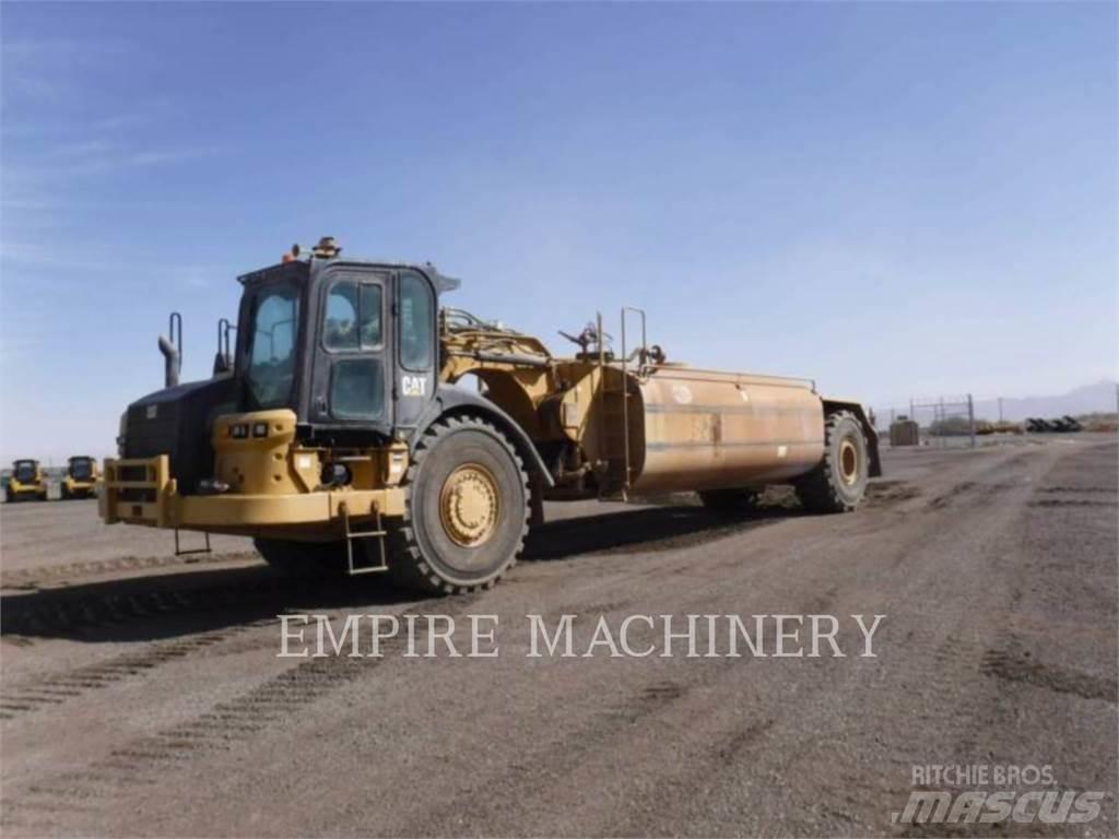 CAT 621K WW Vandens sunkvežimiai