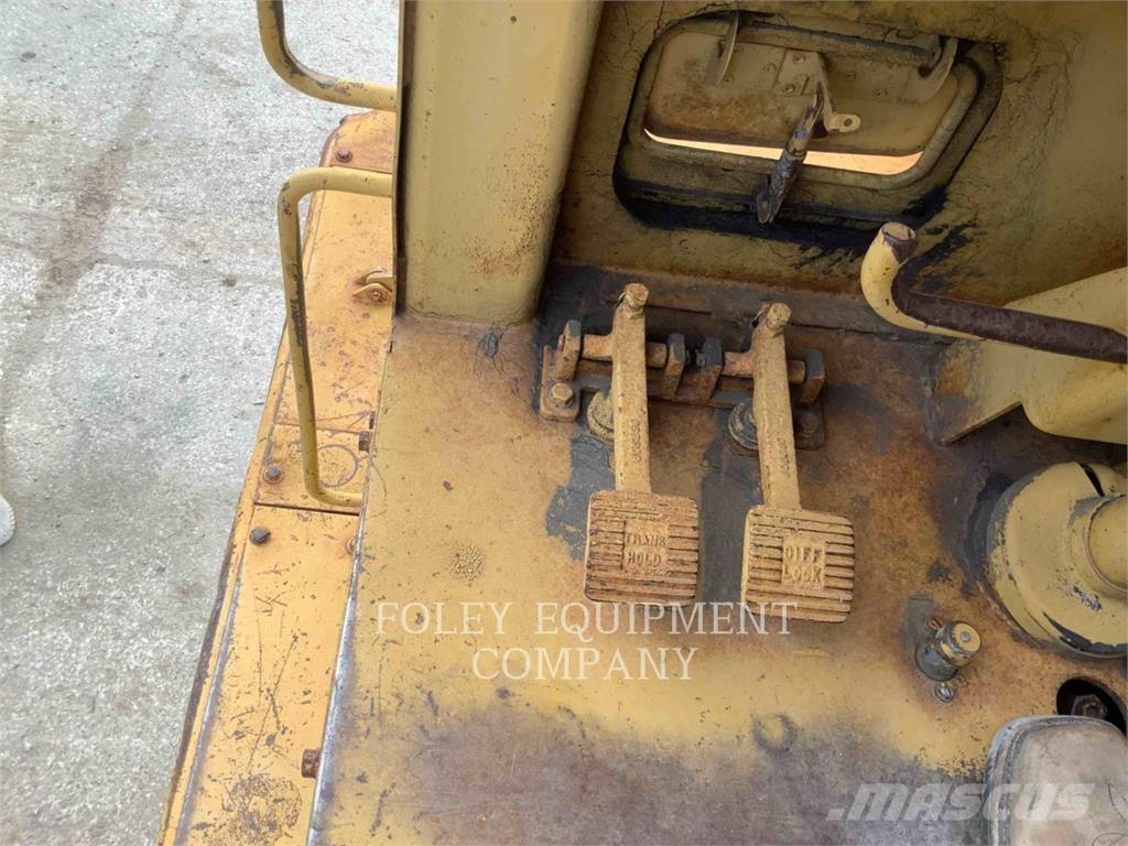 CAT 631D Frezos