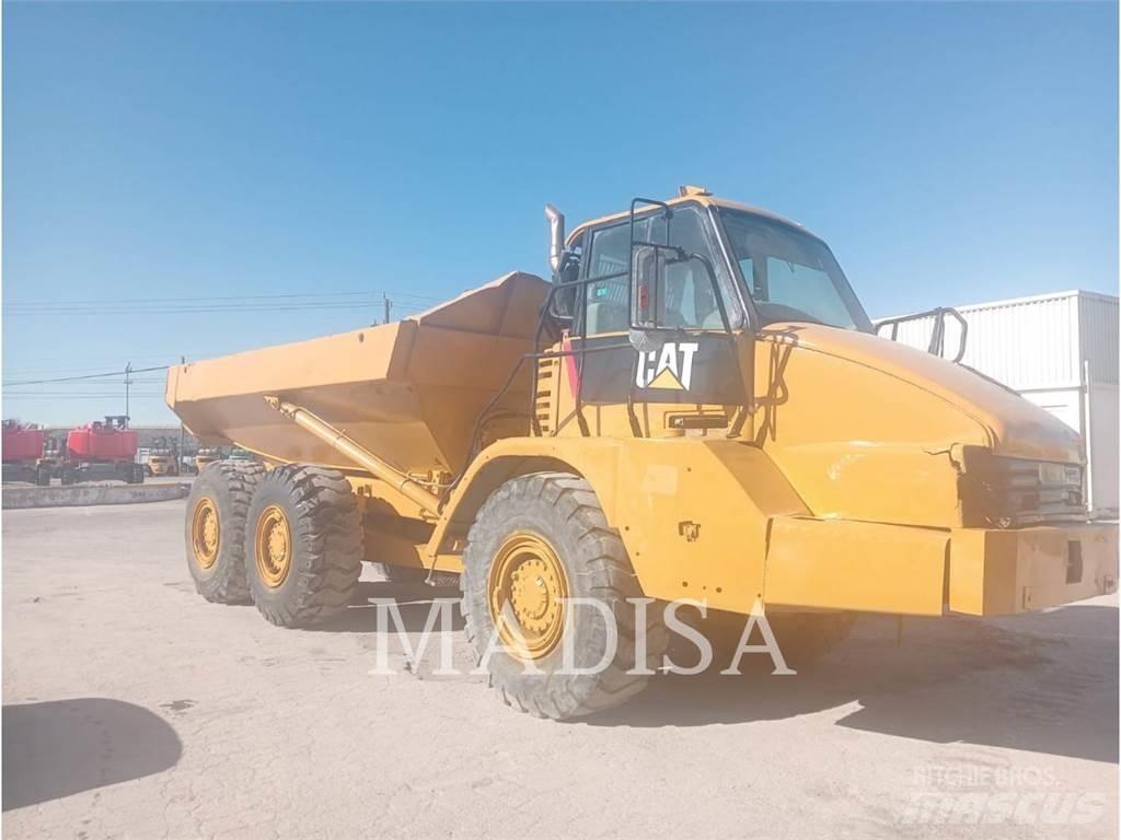 CAT 725 Karjeriniai savivarčiai