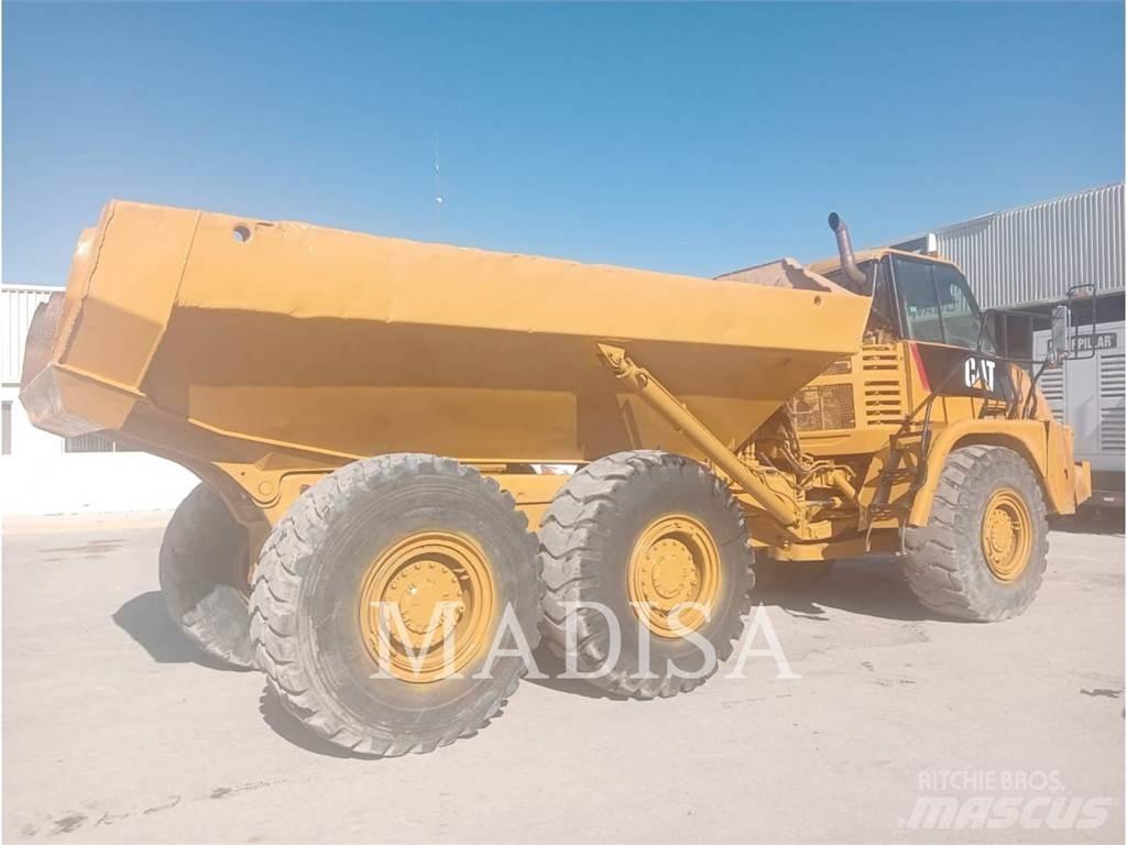 CAT 725 Karjeriniai savivarčiai