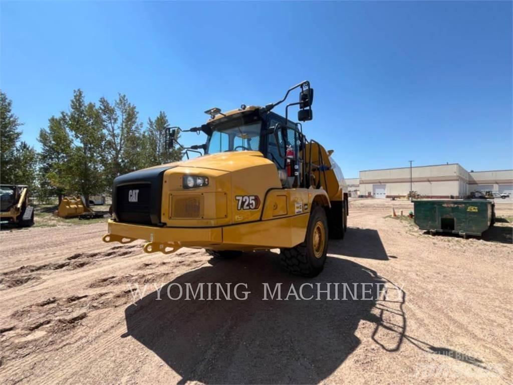 CAT 725 Karjeriniai savivarčiai