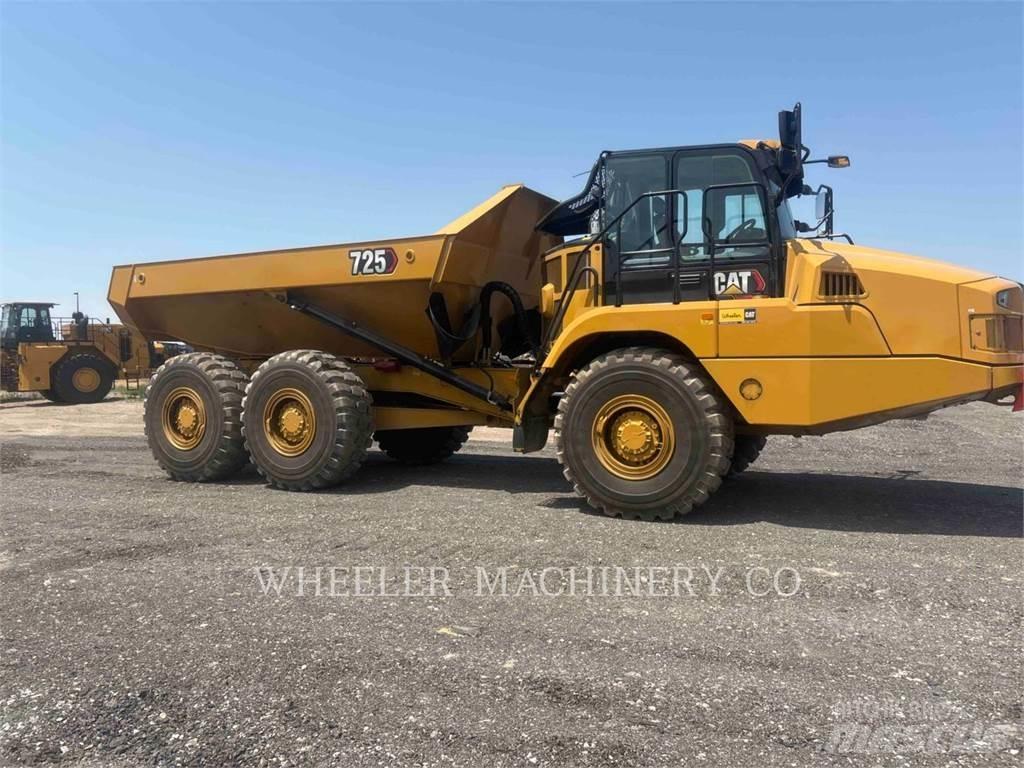 CAT 725 Karjeriniai savivarčiai