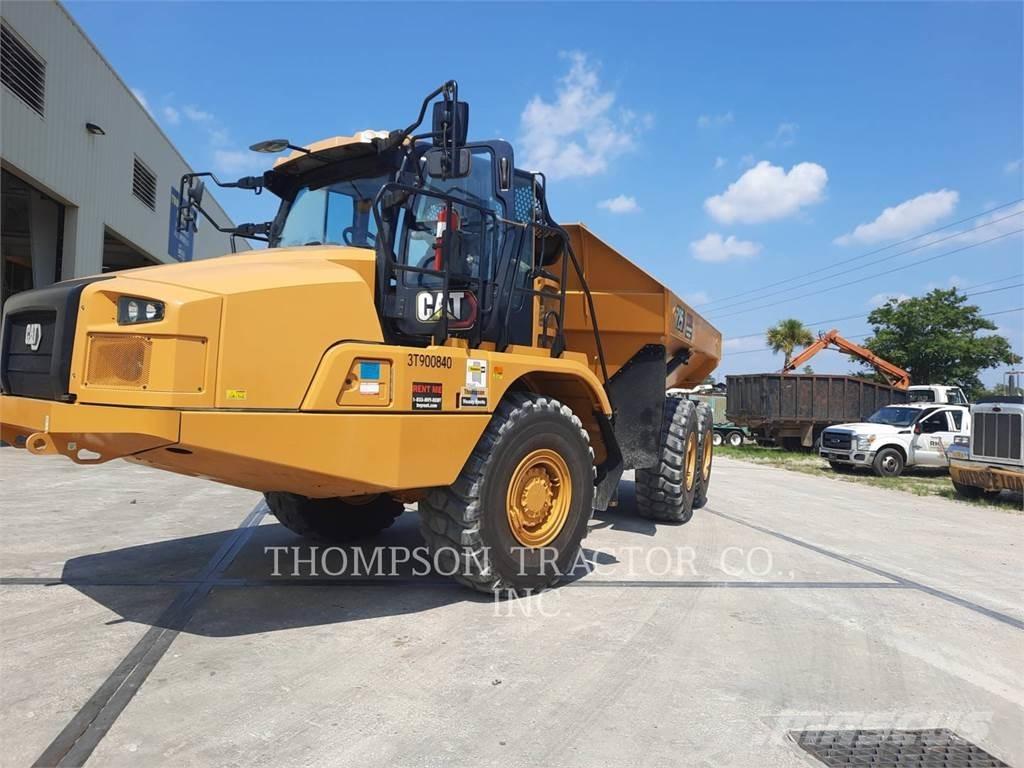 CAT 725 Karjeriniai savivarčiai
