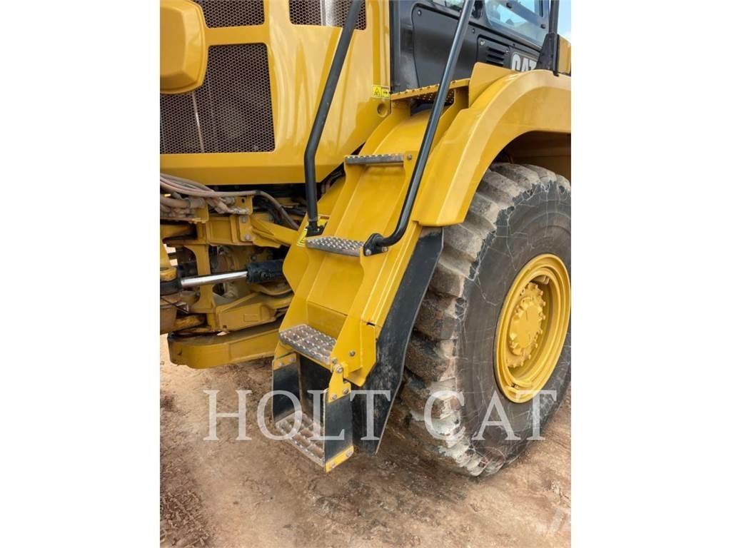 CAT 725 Karjeriniai savivarčiai