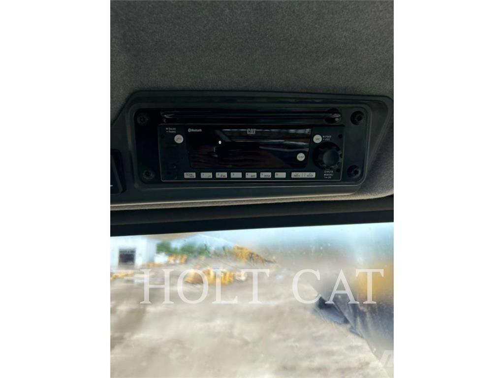 CAT 725 Karjeriniai savivarčiai