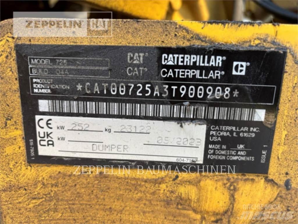 CAT 725-04A Karjeriniai savivarčiai