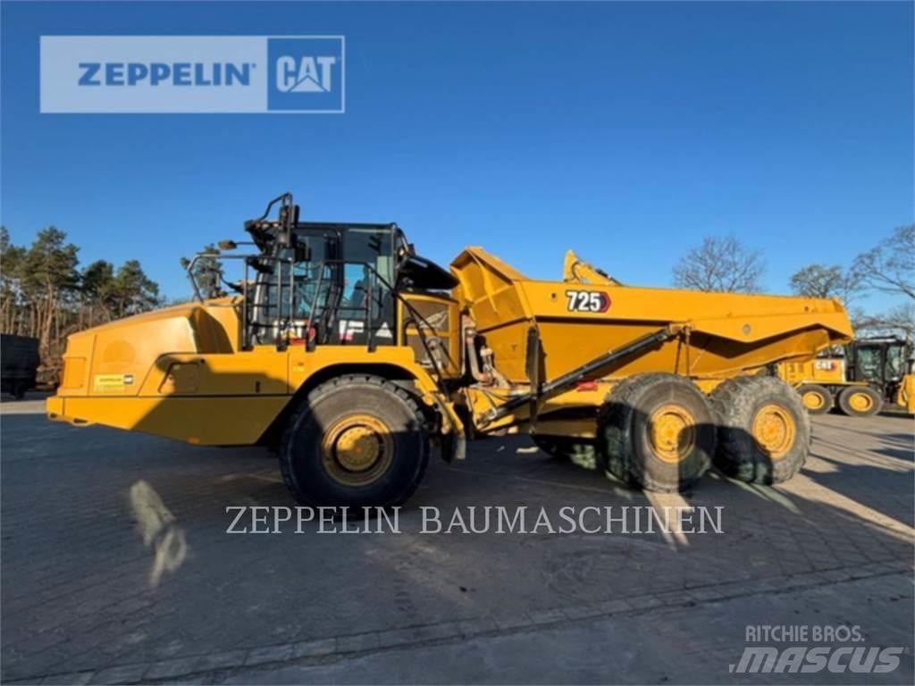 CAT 725-04A Karjeriniai savivarčiai