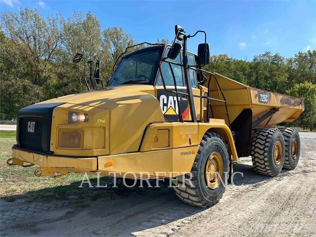 CAT 725C Karjeriniai savivarčiai