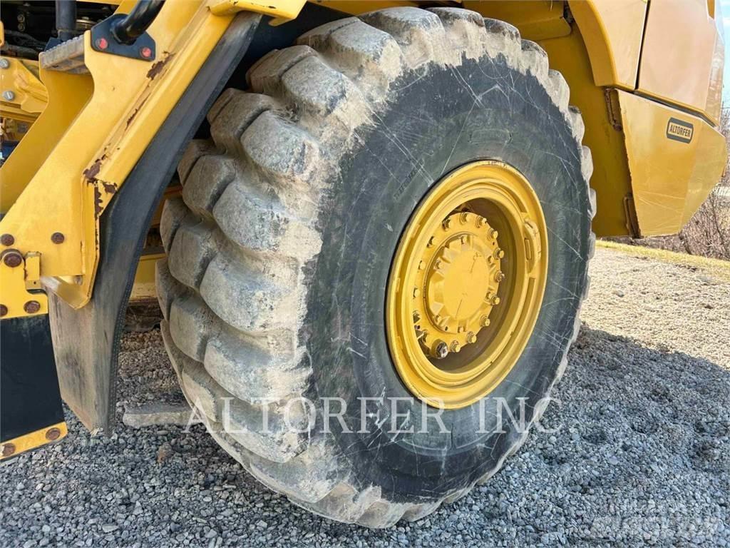 CAT 725C2 Karjeriniai savivarčiai