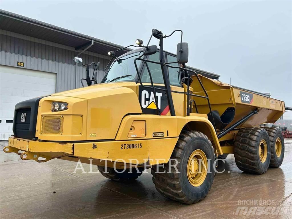 CAT 725C2 Karjeriniai savivarčiai