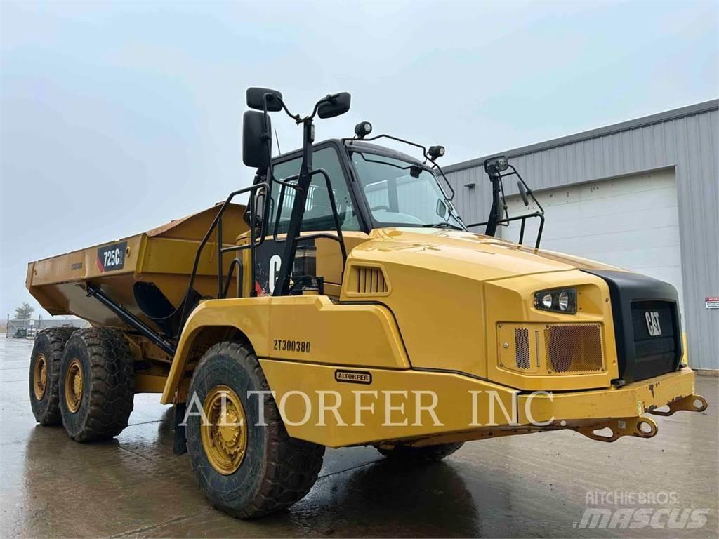 CAT 725C2 Karjeriniai savivarčiai