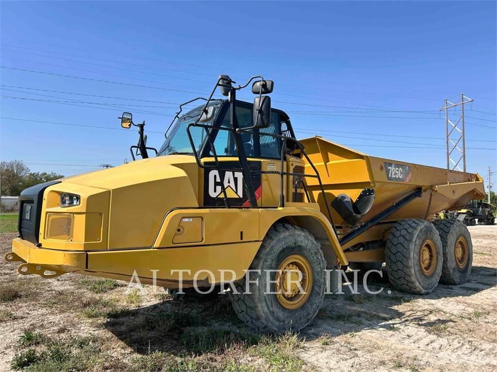 CAT 725C2 Karjeriniai savivarčiai