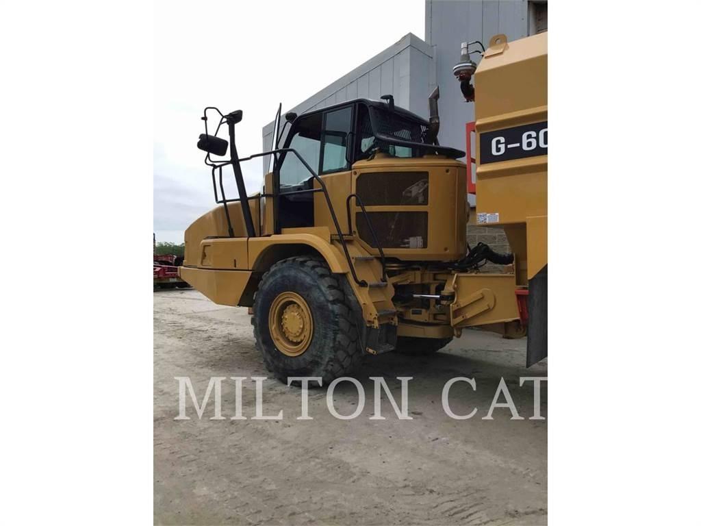 CAT 725C2 Karjeriniai savivarčiai