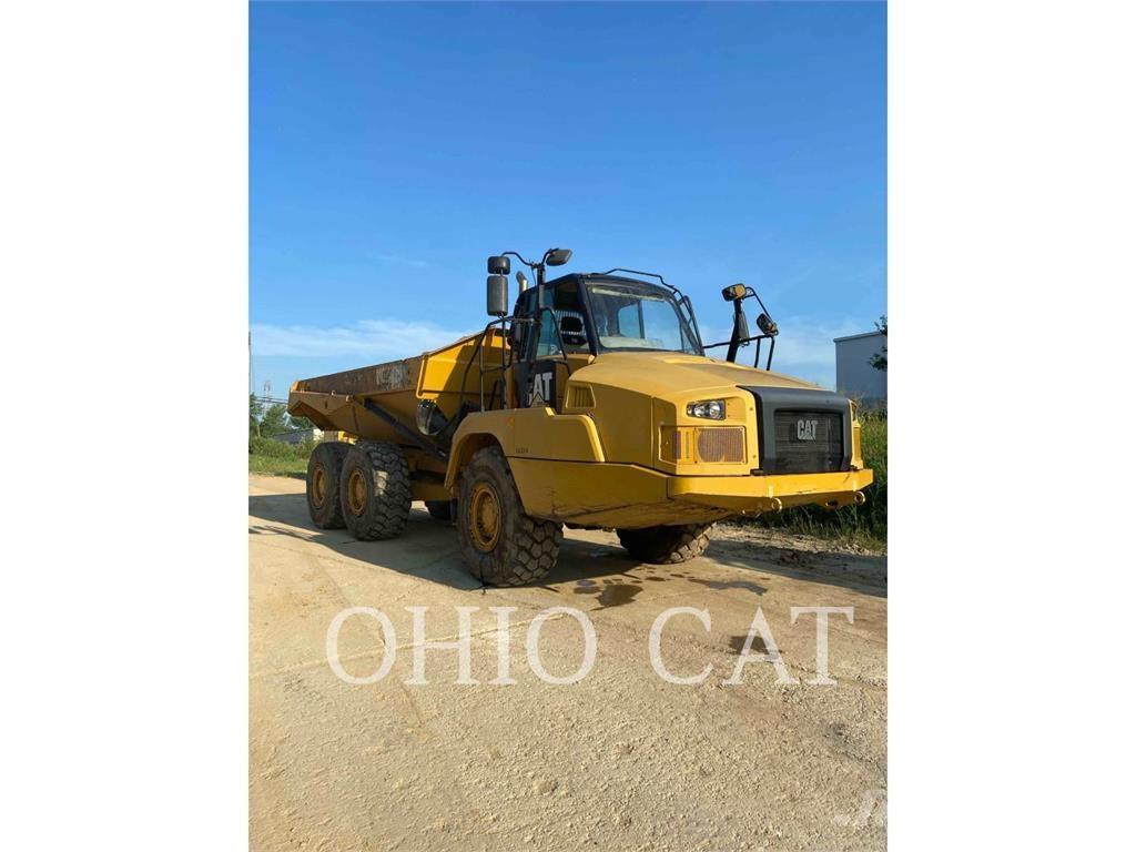 CAT 725C2 Karjeriniai savivarčiai