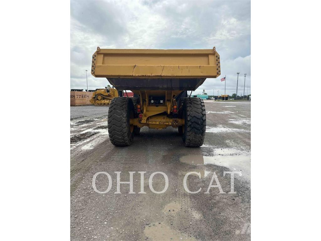 CAT 725C2 Karjeriniai savivarčiai