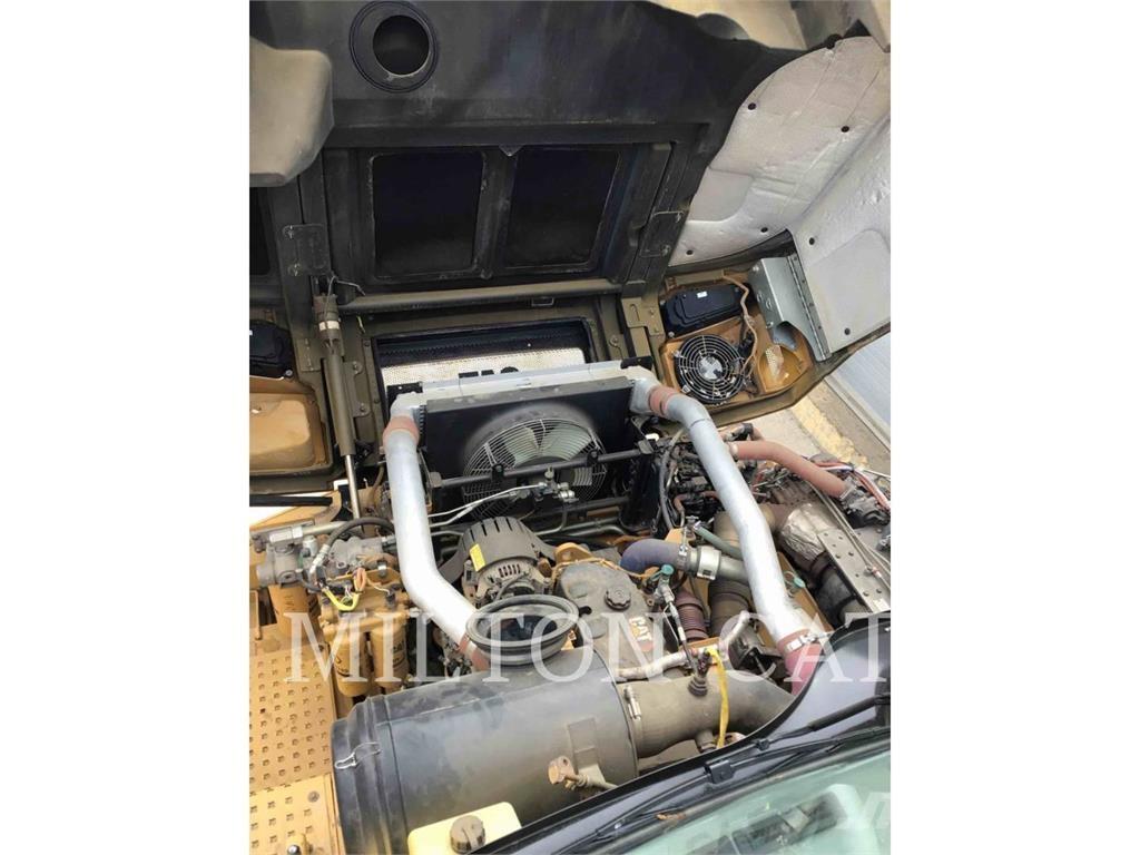 CAT 725C2 Karjeriniai savivarčiai