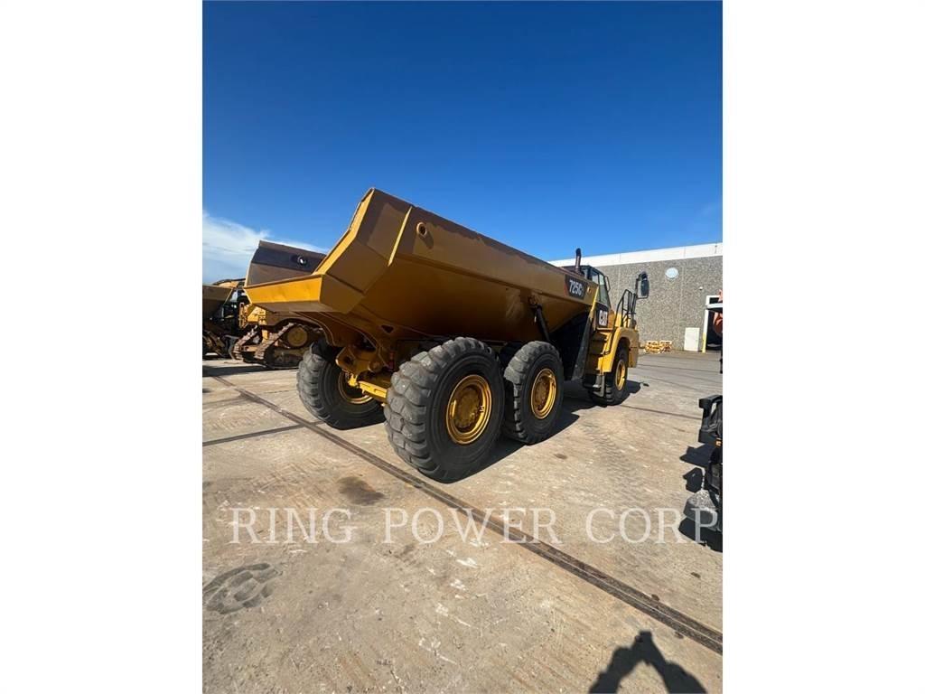 CAT 725C2TG Karjeriniai savivarčiai