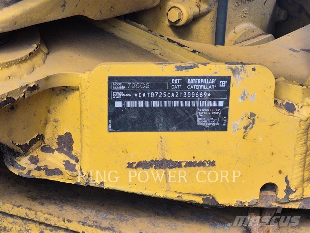 CAT 725C2TG Karjeriniai savivarčiai