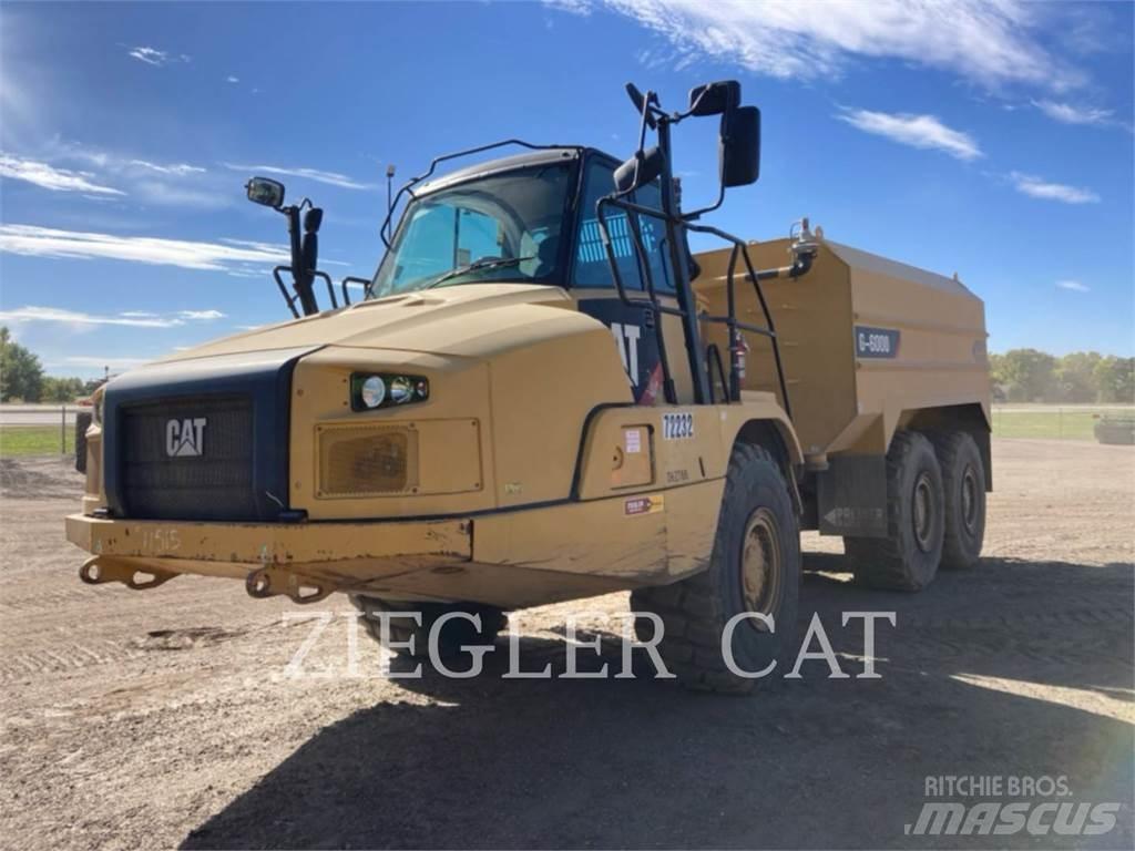 CAT 725CWT Automobilinės cisternos