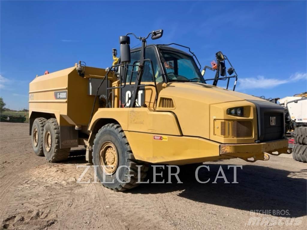 CAT 725CWT Automobilinės cisternos