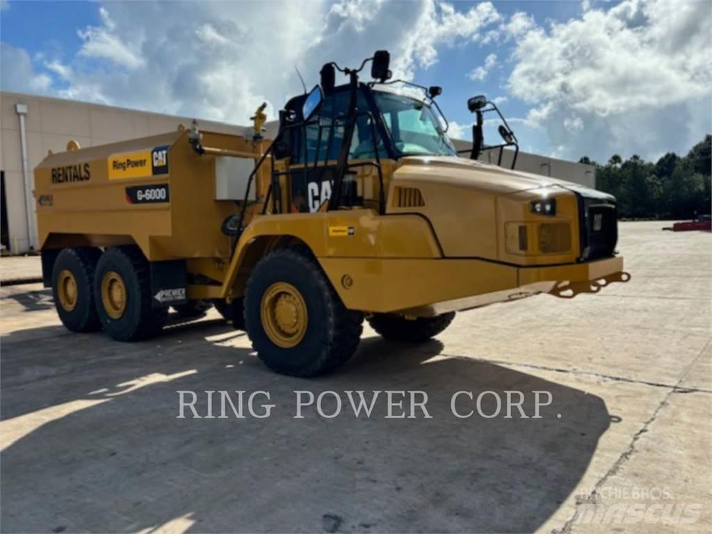 CAT 725CWW Automobilinės cisternos