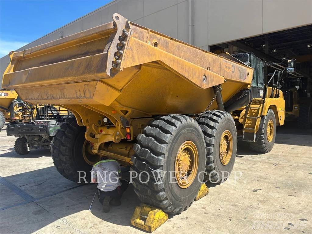 CAT 725TG Karjeriniai savivarčiai