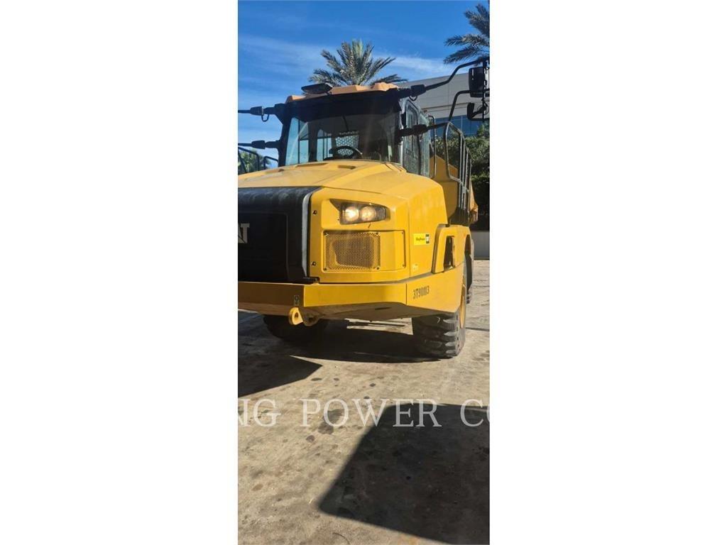 CAT 725TG Karjeriniai savivarčiai