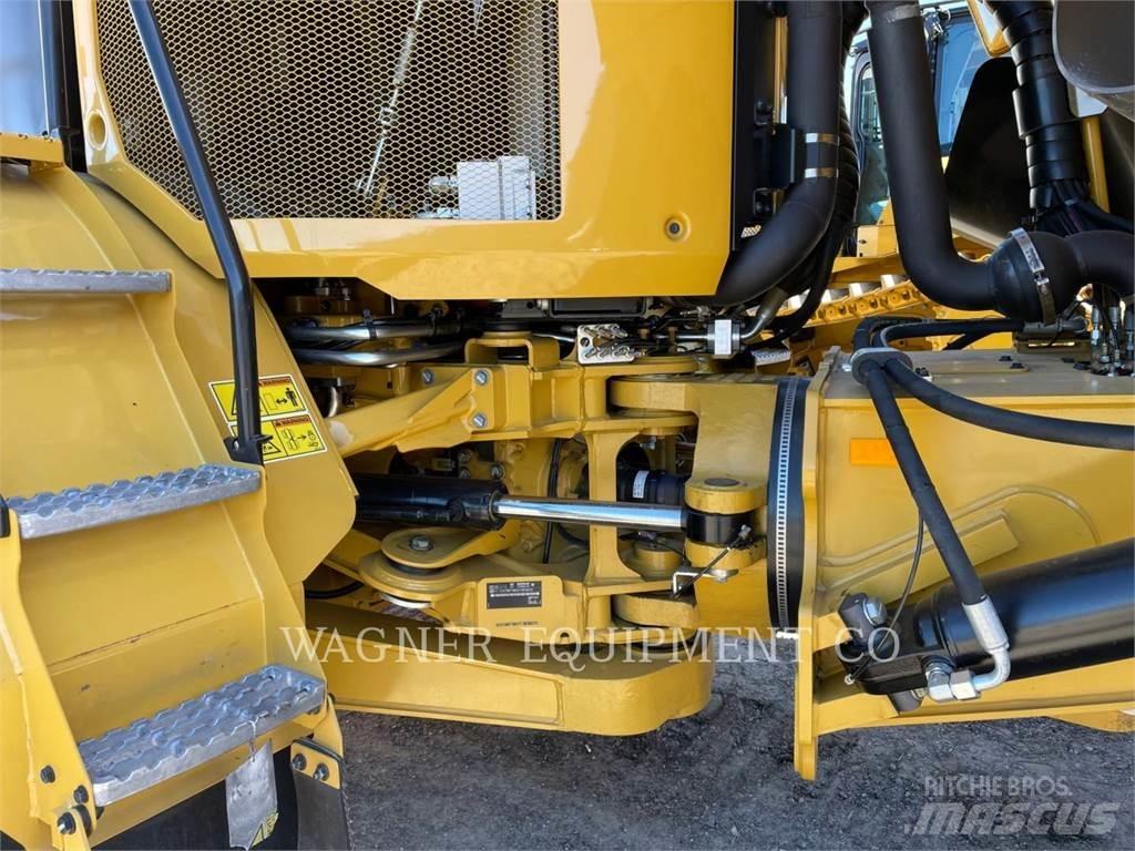 CAT 730 Karjeriniai savivarčiai