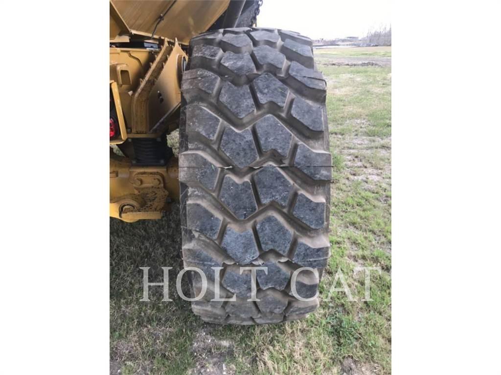 CAT 730 Karjeriniai savivarčiai