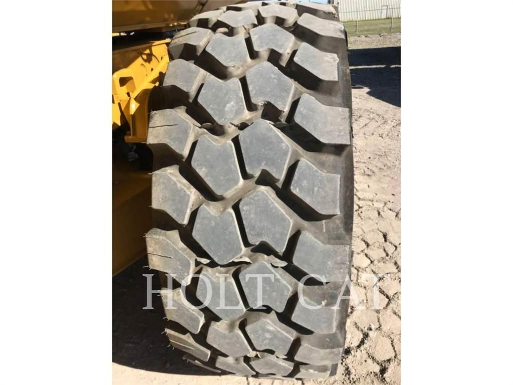 CAT 730 Karjeriniai savivarčiai