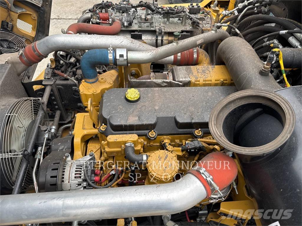 CAT 730 Karjeriniai savivarčiai