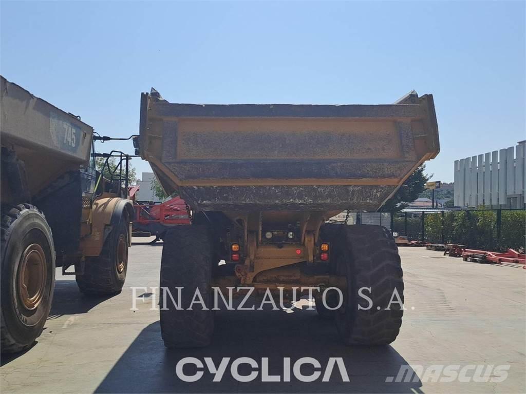 CAT 730 Karjeriniai savivarčiai